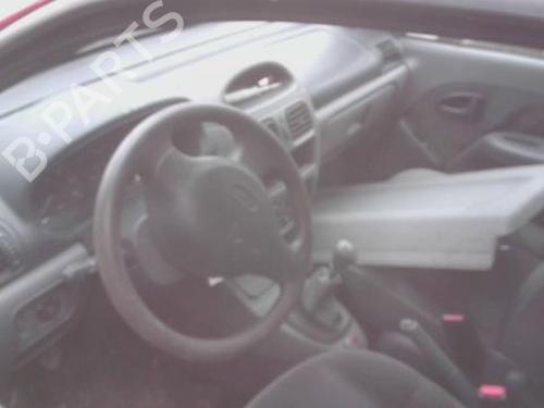 Seat buckle RENAULT CLIO II Hatchback Van (SB0/1/2_) 1.9 D (SB0R) | BP32468905I32 