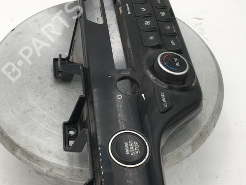 Used Climate control KIA SPORTAGE IV (QL, QLE) 2.0 CRDi (136 hp) 25304751