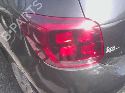 Used Left taillight DACIA SANDERO II 1.0 SCe 75 (B8JC, B8JD, B8NC) (73 hp) 28951365