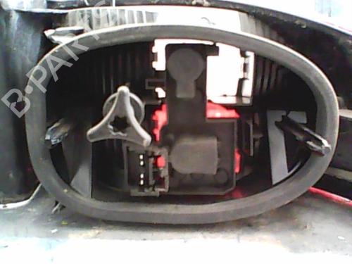 Used Left taillight Left taillight RENAULT LAGUNA II (BG0/1_) 1.8 16V (BG04, BG0B, BG0C, BG0V) (117 hp) 31131300 31131300