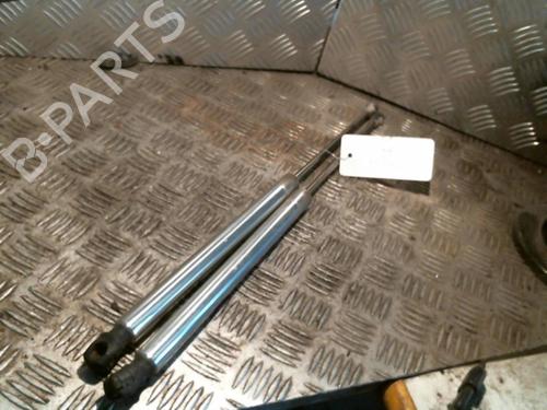 Used Tailgate lift support VW GOLF IV (1J1) 1.9 TDI (110 hp) 21000269