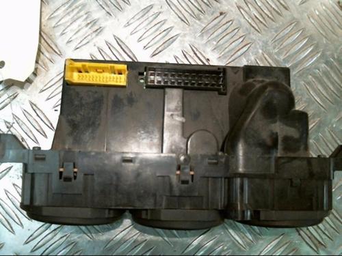 Used Climate control Climate control OPEL VECTRA B Hatchback (J96) 2.0 i 16V (F68) (136 hp) 22070816 22070816