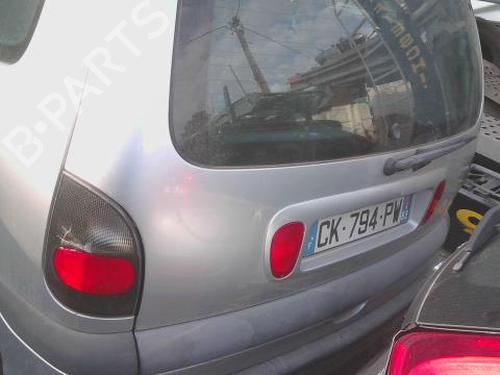 Right taillight RENAULT ESPACE III (JE0_) 2.2 dCi (JE0K) | BP29328161C35 