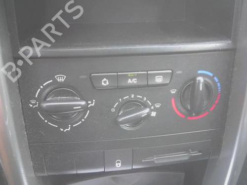 Used Climate control Climate control 38257668 38257668