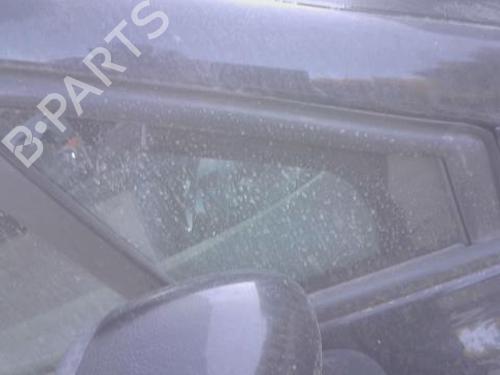 front-right-quarter-glass-renault-clio-iv-bh_-2012-2013-2014-2015-2016-2017-2018-2019-2020-2021-39510254 main image