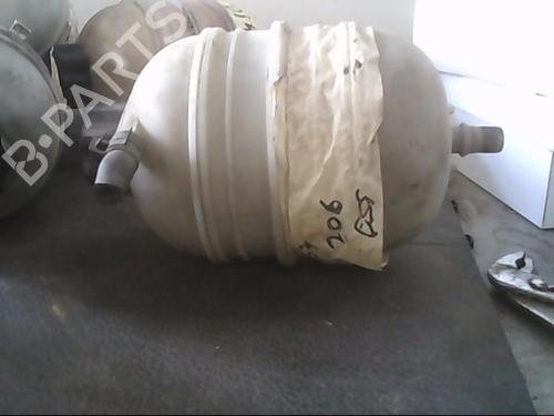 Used Expansion tank PEUGEOT 206 Hatchback (2A/C) 1.4 i (75 hp) 20999106
