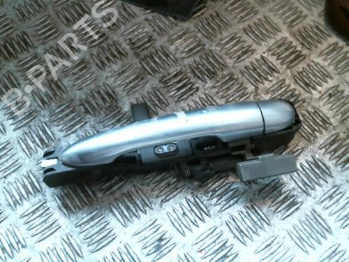 Høyre foran utvendig håndtak RENAULT LAGUNA II (BG0/1_) 1.9 dCi (BG08, BG0G) (120 hp) 22040888