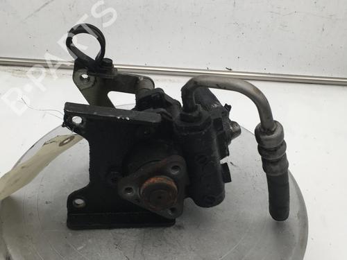 Used Steering pump Steering pump BMW 5 (E39) 523 i (170 hp) 28819768 28819768