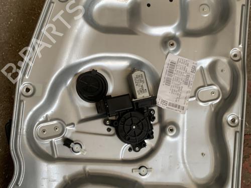 Used Front left window mechanism Front left window mechanism ALFA ROMEO GIULIETTA (940_) 1.4 TB (940FXA1A, 940FXT1A) (120 hp) 31610997 31610997