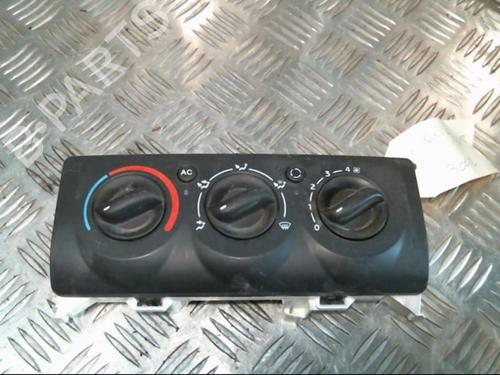 Used Climate control RENAULT CLIO II (BB_, CB_) 1.2 16V (BB05, BB0W, BB11, BB27, BB2T, BB2U, BB2V, CB05,... (75 hp) 22035312