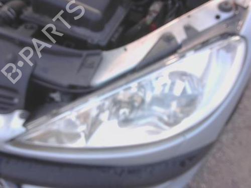 Used Left headlight PEUGEOT 206 CC (2D) 1.6 16V (2DNFUF, 2DNFUR) (109 hp) 29561289