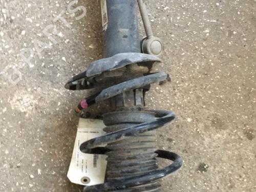 Used Right front shock absorber Right front shock absorber AUDI Q3 (8UB, 8UG) 1.4 TSI (150 hp) 22891942 22891942