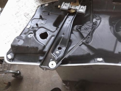 Used Front left window mechanism Front left window mechanism FIAT 500X (334_) 1.4 (334AXC1B, 334AXC11) (140 hp) 23799946 23799946