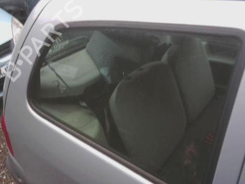 Panel rude bagtil højre RENAULT TWINGO I (C06_) 1.2 (C066, C068) (58 hp) 31835221