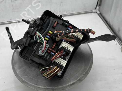Used Fuse box PEUGEOT 207 (WA_, WC_) 1.4 HDi (68 hp) 32207351