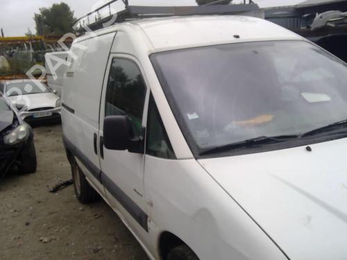 Rear center seatbelt CITROËN JUMPY I Van (BS_, BT_, BY_, BZ_) 2.0 HDi 95 | BP22049180I27 
