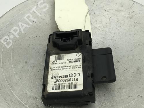 card-reader-renault-megane-ii-bm01_-cm01_-2001-2002-2003-2004-2005-2006-2007-2008-2009-2010-2011-2012-31183997 main image