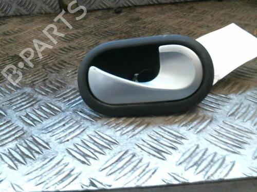 Used Front right interior door handle Front right interior door handle 20995987 20995987