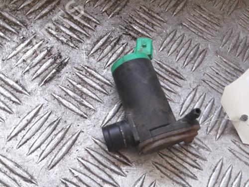 Used Washer pump PEUGEOT 206 Hatchback (2A/C) 1.4 HDi eco 70 (68 hp) 28099845