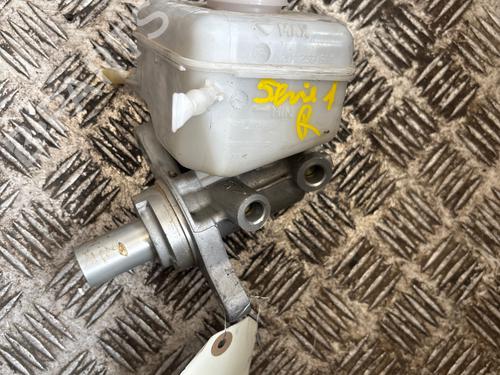 Used Brake master cylinder Brake master cylinder BMW 1 (F20) 118 d (143 hp) 30080971 30080971
