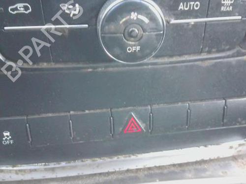 Bouton de warning JEEP GRAND CHEROKEE IV (WK, WK2) 3.0 CRD V6 4x4 (190 hp) 31802447