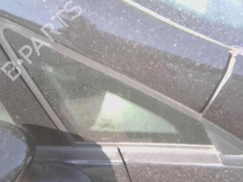 front-right-quarter-glass-fiat-punto-199_-2012-38306978 main image