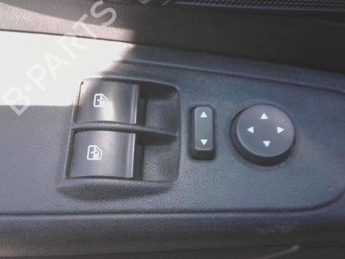 Used Switch Switch FIAT PUNTO EVO (199_) 1.3 D Multijet (199AXC1A, 199BXC1A, 199AXT1A, 199BXT1A) (75 hp) 36143432 36143432