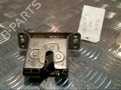 Used Tailgate lock OPEL VECTRA B Hatchback (J96) 2.0 i 16V (F68) (136 hp) 20995640