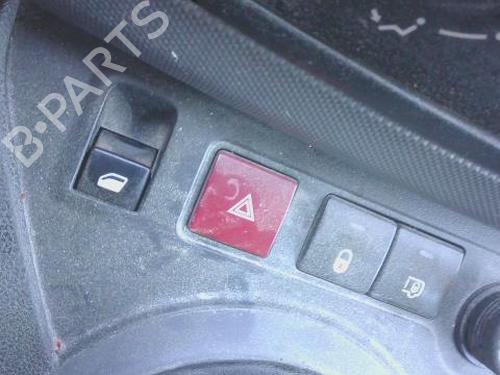 Used Left front window switch Left front window switch PEUGEOT PARTNER Box Body/MPV 1.6 HDi (75 hp) 33743023 33743023