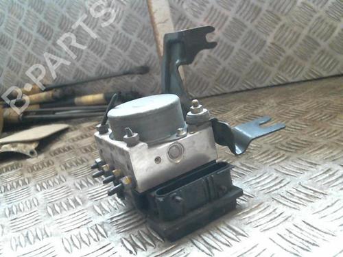 Used ABS pump RENAULT CLIO III (BR0/1, CR0/1) 1.5 dCi (C/BR0G, C/BR1G) (68 hp) 22043043