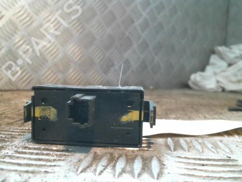 Used Warning switch Warning switch DACIA SANDERO II 1.5 dCi (90 hp) 20991041 20991041
