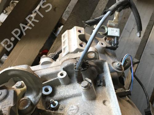 Used Gearbox Gearbox PEUGEOT 208 I (CA_, CC_) 1.5 BlueHDI 100 (102 hp) 22069594 22069594