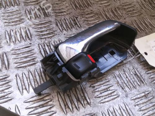Højre bagtil invendig håndtag TOYOTA PRIUS Liftback (_W2_) 1.5 Hybrid (NHW20_, NHW20R) (112 hp) 25489471