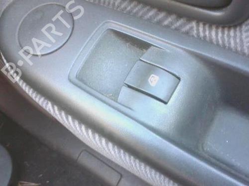 Højre fortil elrude kontakt RENAULT CLIO II (BB_, CB_) 1.5 dCi (B/C2J) (68 hp) 29501774
