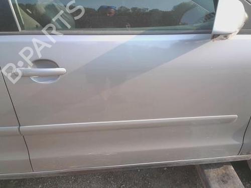 Used Right front door VW POLO (9N_, 9A_) 1.4 TDI (70 hp) 27924048