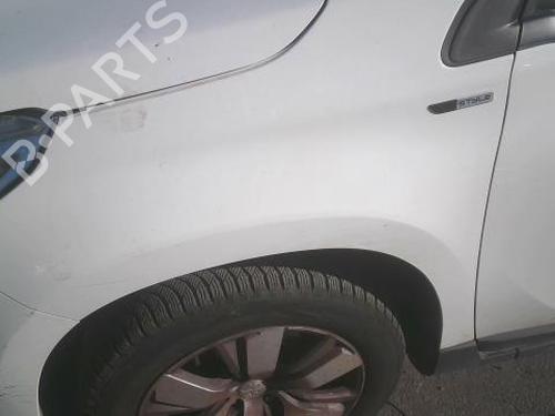 forskrm-venstre-peugeot-2008-i-cu_-2013-38424695 main image