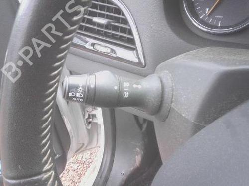 Used Steering column stalk RENAULT MEGANE III Hatchback (BZ0/1_, B3_) 1.5 dCi (BZ0C) (90 hp) 30080774
