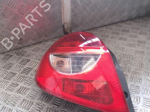 Feu arrière gauche RENAULT CLIO III (BR0/1, CR0/1) 1.5 dCi (BR17, CR17) (86 hp) 25304928