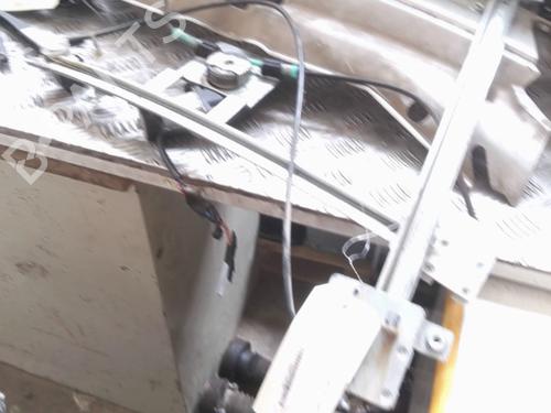 Fensterheber links vorne für CITROËN BERLINGO / BERLINGO FIRST Box Body/MPV (M_) 1.9 D 70 (MBWJZ, MCWJZ) (69 hp) 29069512