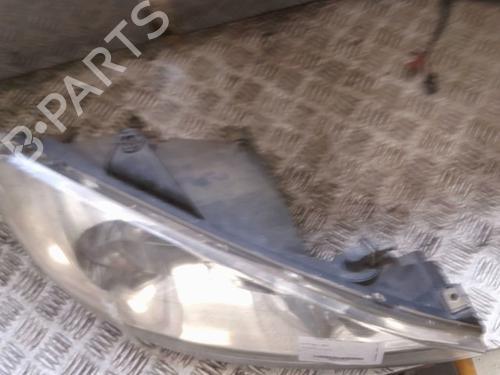 Used Right headlight Right headlight PEUGEOT 206 Hatchback (2A/C) 1.4 HDi eco 70 (68 hp) 27495403 27495403
