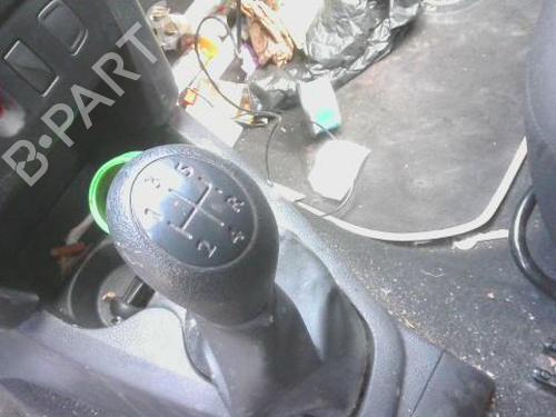 Used Shift knob DACIA SANDERO II 1.0 SCe 75 (B8JC, B8JD, B8NC) (73 hp) 33015814