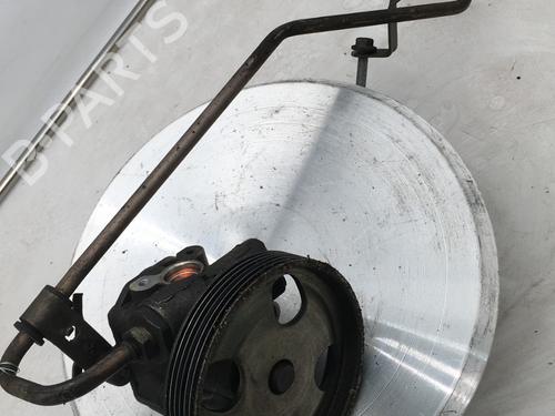 Used Steering pump Steering pump 30181389 30181389