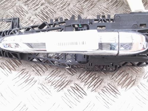 Used Rear right exterior door handle FIAT 500X (334_) 1.6 D Multijet (334AXA1B, 334AXA11) (120 hp) 23800572