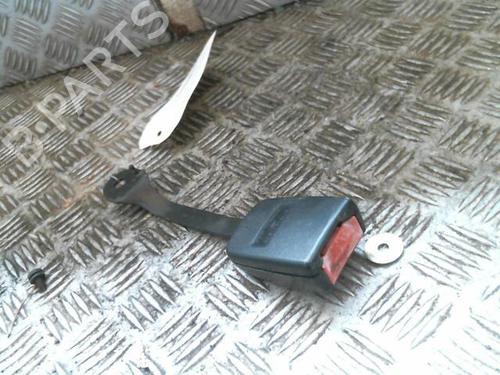 Used Seat buckle FORD FIESTA III (GFJ) 1.8 D (60 hp) 22047911