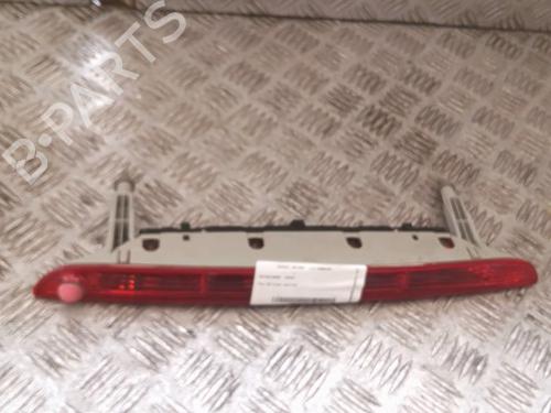 Używane Trzecie światło stopu SUZUKI SPLASH (EX) 1.2 (A5B412) (86 hp) 24331182