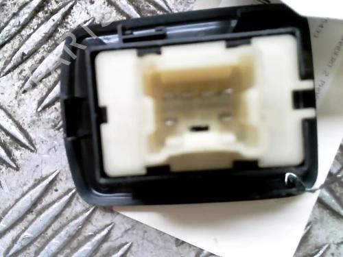 Used Right rear window switch Right rear window switch DACIA SANDERO II TCe 90 (B8M1, B8MA, B8AC) (90 hp) 22372227 22372227
