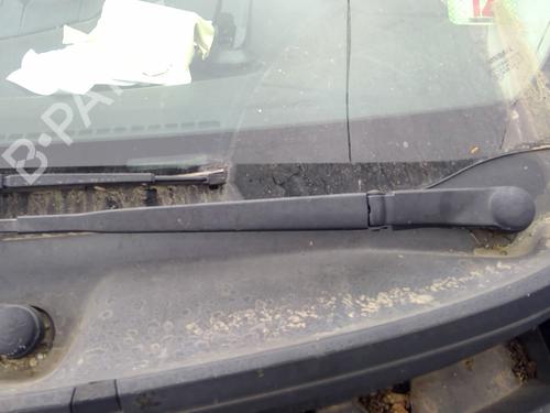 Used Front windshield wiper arm NISSAN NOTE (E11, NE11) 1.5 dCi (86 hp) 25934911