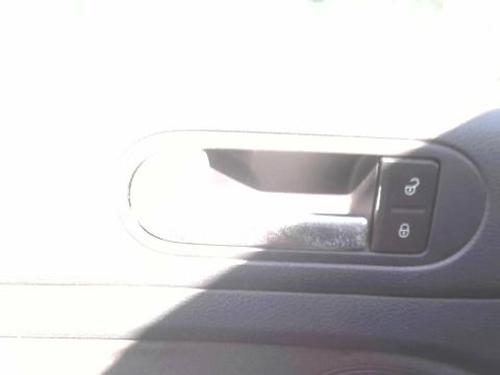Used Front left interior door handle VW GOLF PLUS V (5M1, 521) 2.0 TDI 16V (140 hp) 27378753