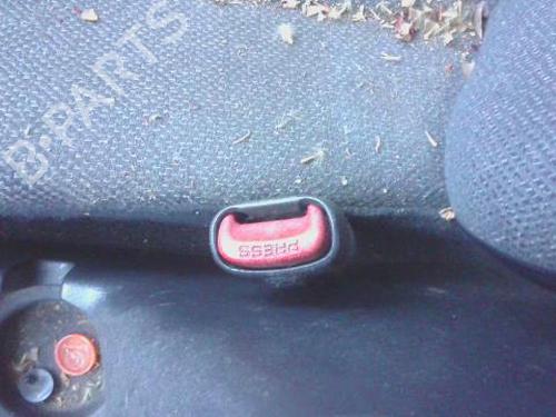 Used Seat buckle JEEP CHEROKEE (XJ) 2.5 TD 4x4 (116 hp) 30818513