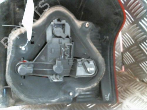 Used Left taillight Left taillight 20999163 20999163